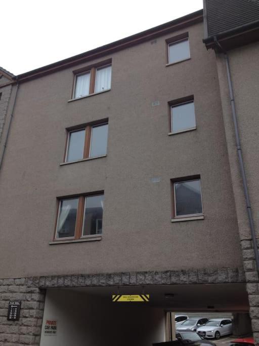 Granite Getaways - Union Skyview Apartment Aberdeen Bagian luar foto
