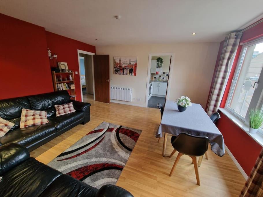 Granite Getaways - Union Skyview Apartment Aberdeen Bagian luar foto